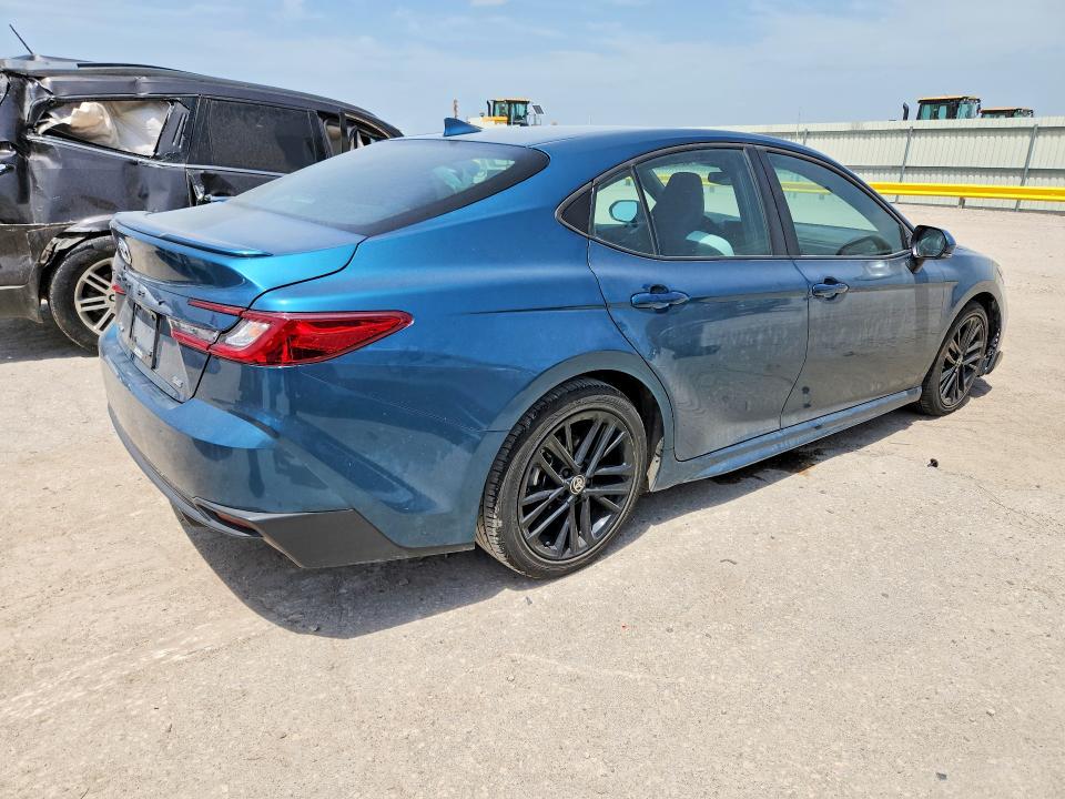 73343135 :رقم المزاد ، 4T1DAACK1SU181733 vin ، 2025 Toyota Camry مزاد بيع