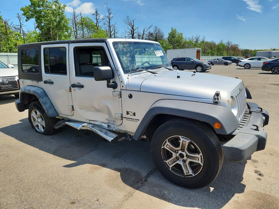 57111176 :رقم المزاد ، 1J4GA39198L640303 vin ، 2008 Jeep Wrangler Unlimited مزاد بيع