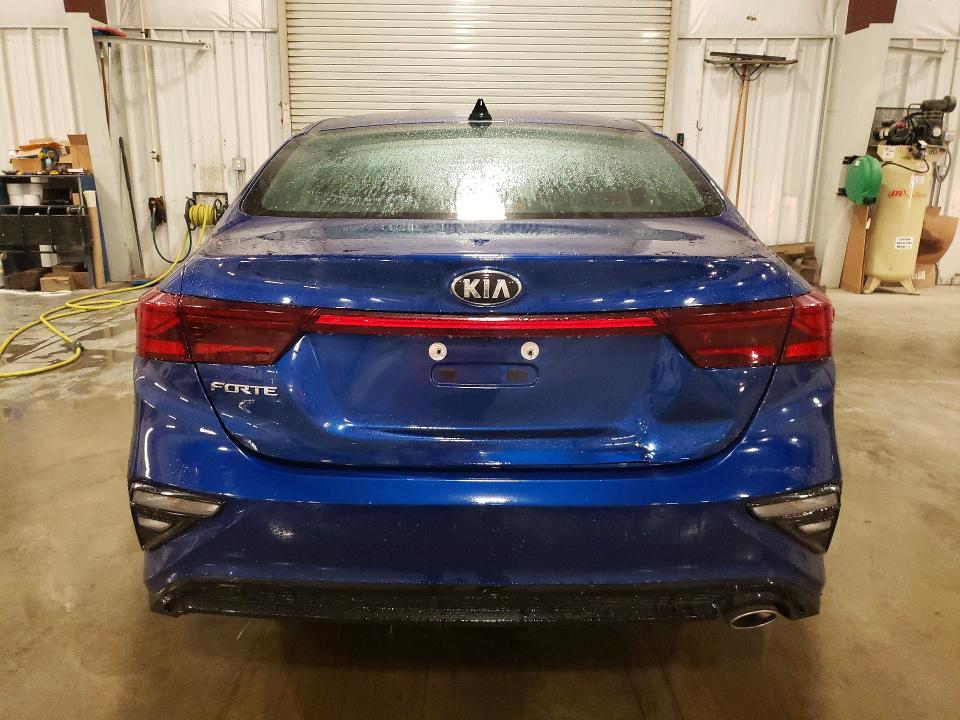 2020 Kia Forte მანქანა იყიდება აუქციონზე, vin: 3KPF24AD6LE257382, აუქციონის ნომერი: 57858496