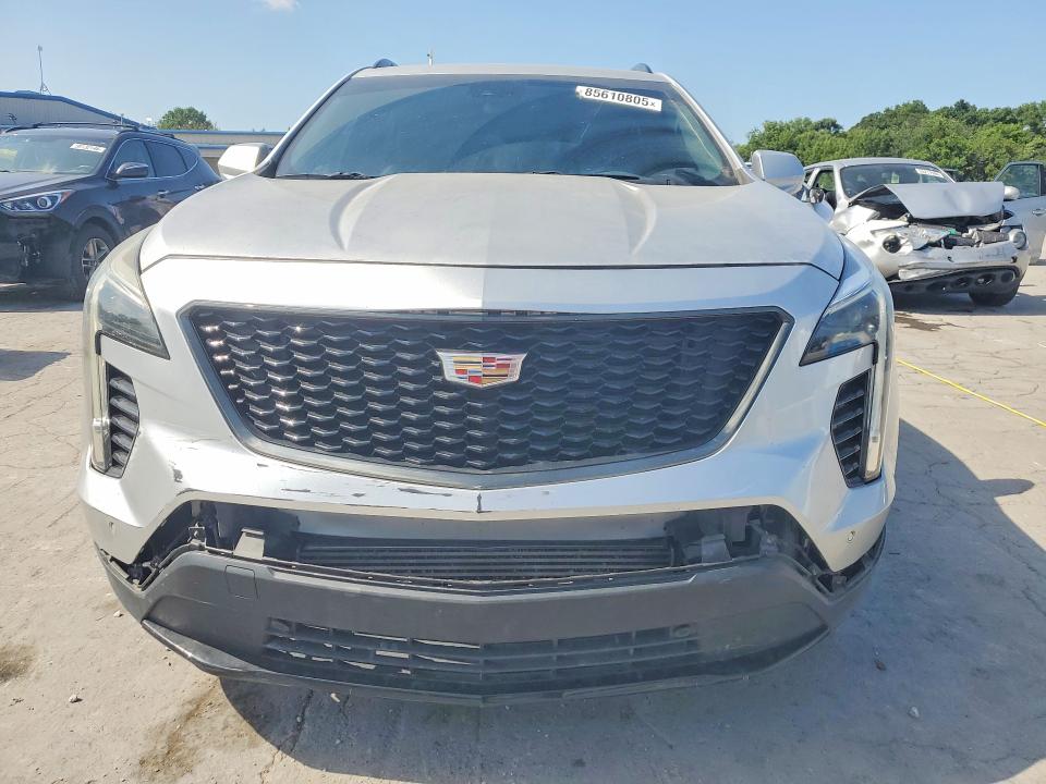 85610805 :رقم المزاد ، 1GYFZFR47LF148411 vin ، 2020 Cadillac Xt4 مزاد بيع