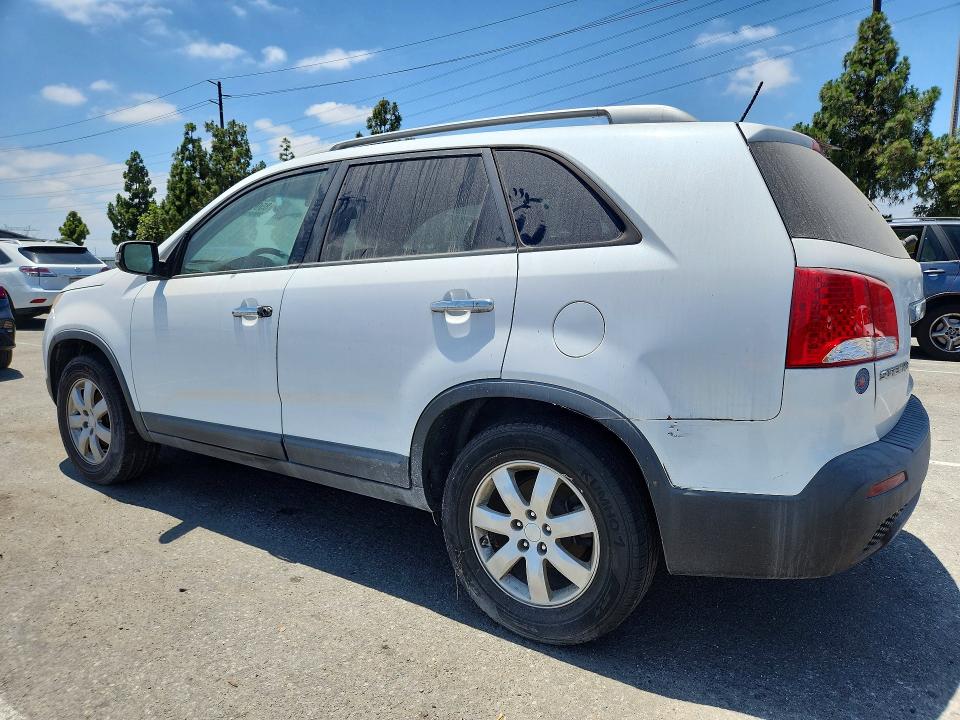 2011 Kia Sorento მანქანა იყიდება აუქციონზე, vin: 5XYKT4A12BG154592, აუქციონის ნომერი: 85977305