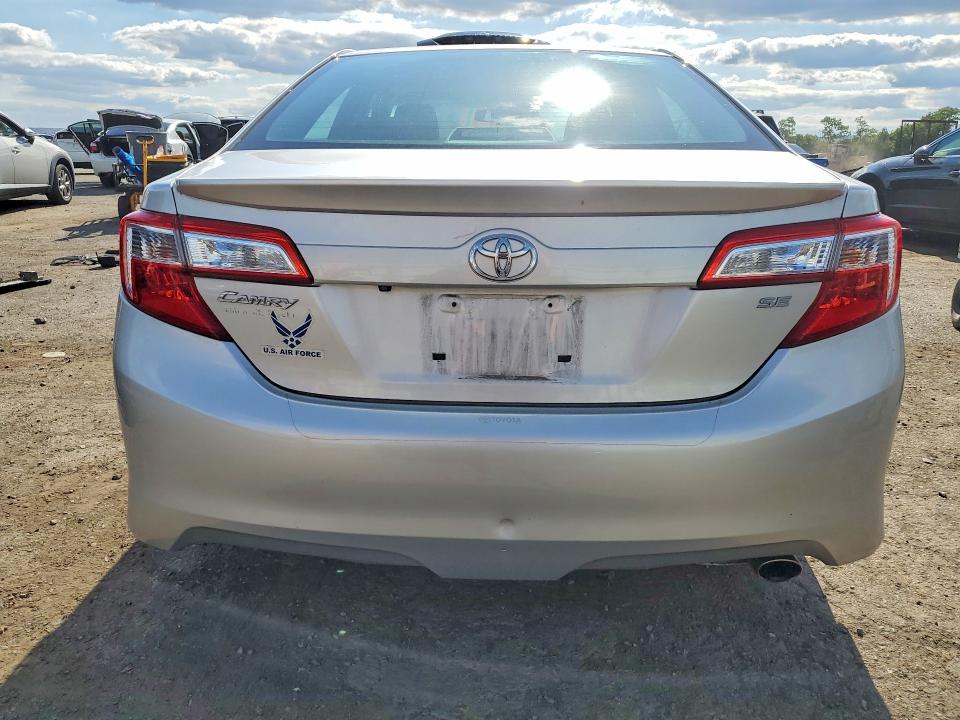 2014 Toyota Camry მანქანა იყიდება აუქციონზე, vin: 4T1BF1FK9EU364807, აუქციონის ნომერი: 56469376