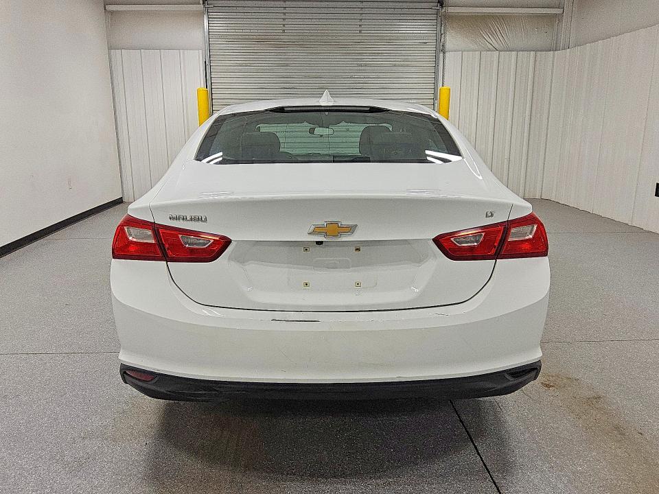 57035186 :رقم المزاد ، 1G1ZD5ST1JF219217 vin ، 2018 Chevrolet Malibu مزاد بيع