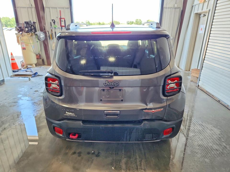 56861866 :رقم المزاد ، ZACNJDC17MPM43161 vin ، 2021 Jeep Renegade مزاد بيع
