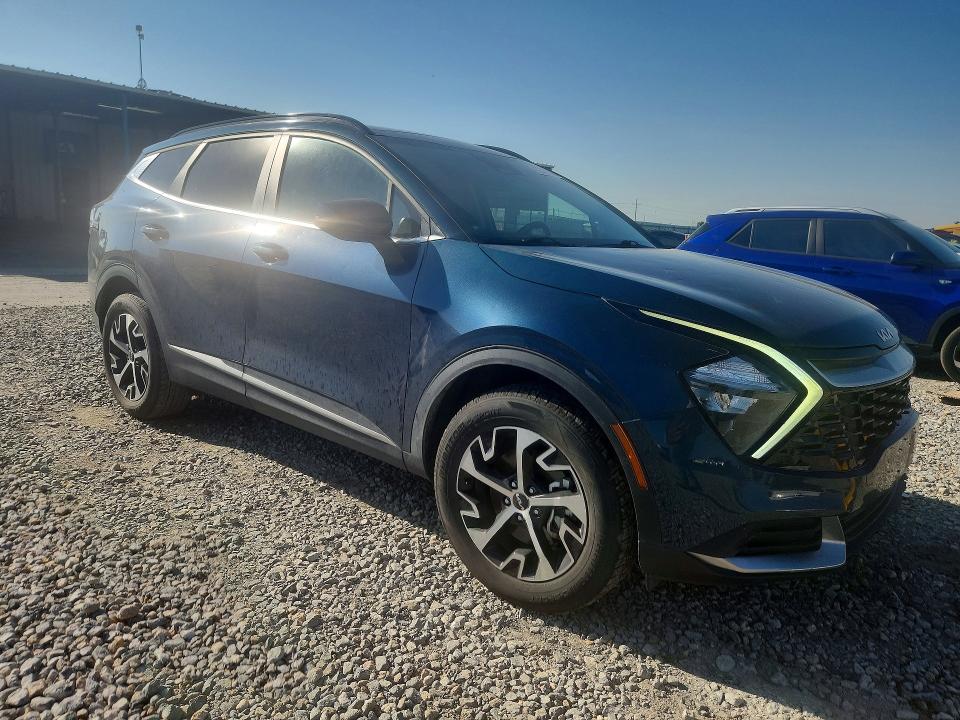 Продаж на аукціоні авто 2023 Kia Sportage, vin: KNDPVCAG0P7013202, номер лоту: 77247835