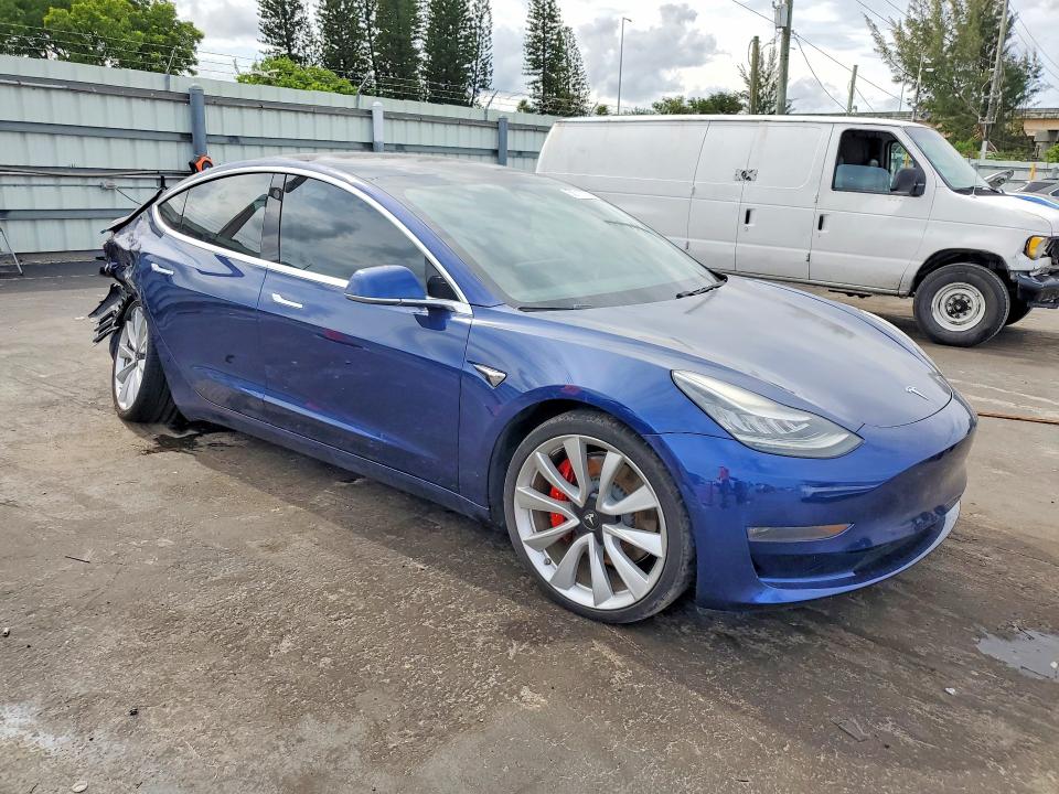 Продаж на аукціоні авто 2019 Tesla Model 3, vin: 5YJ3E1EB8KF237774, номер лоту: 56718356