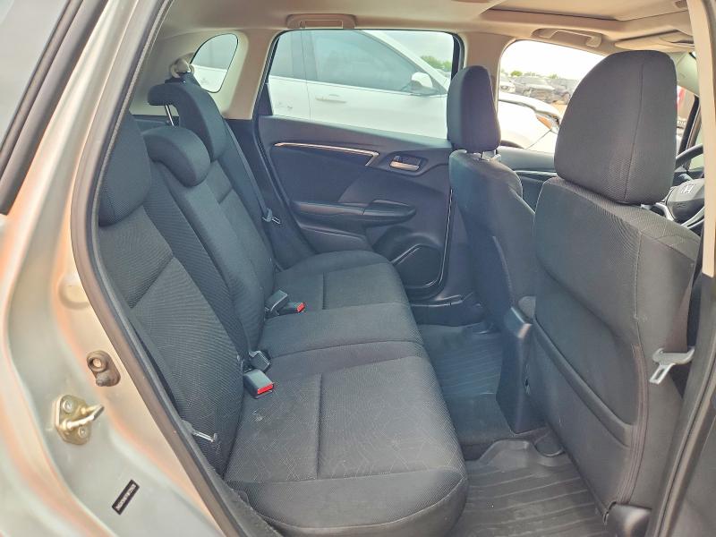 Продажа на аукционе авто 2015 Honda Fit, vin: 3HGGK5H87FM725926, номер лота: 58304516