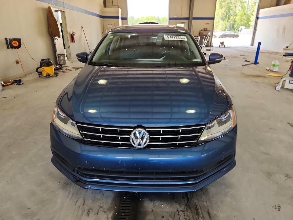 2018 Volkswagen Jetta მანქანა იყიდება აუქციონზე, vin: 3VWDB7AJ3JM250145, აუქციონის ნომერი: 57412556