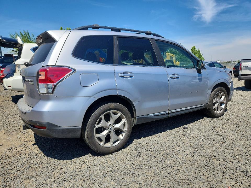 Продажа на аукционе авто 2017 Subaru Forester, vin: JF2SJAWC2HH527324, номер лота: 57255096