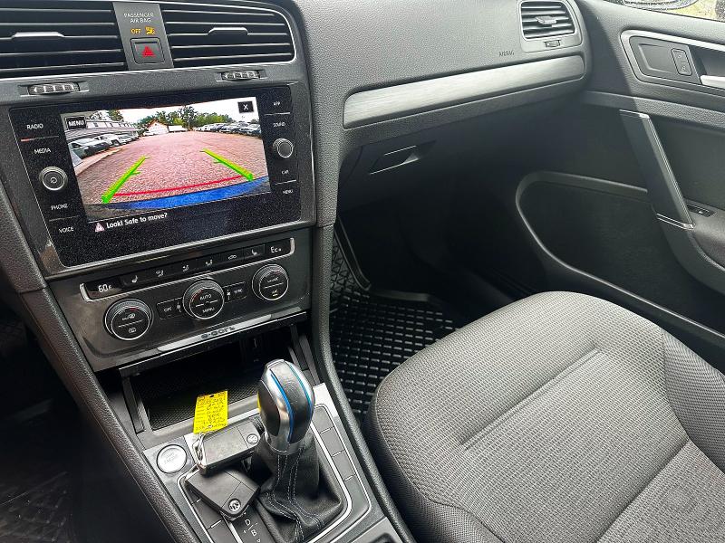 Продажа на аукционе авто 2019 Volkswagen E-golf, vin: WVWKR7AU8KW914652, номер лота: 58987406
