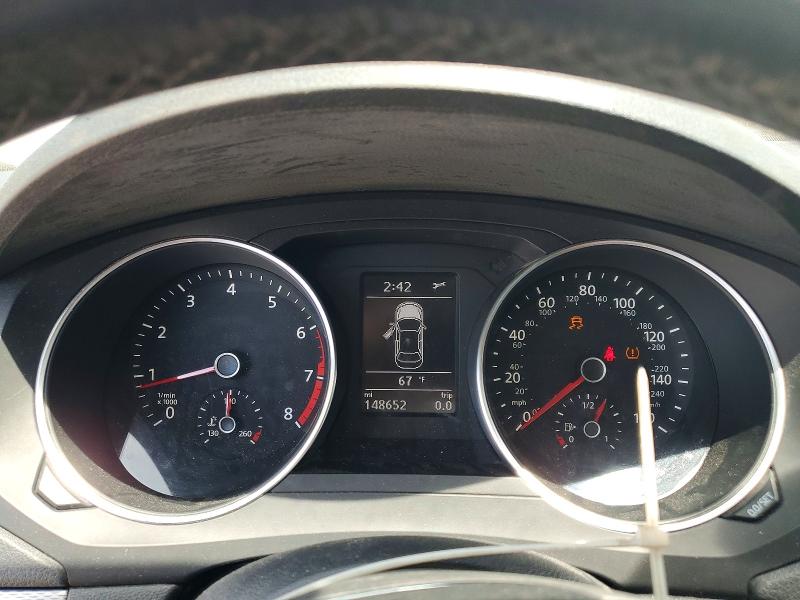 55723986 :رقم المزاد ، 3VWDB7AJ3JM260142 vin ، 2018 Volkswagen Jetta مزاد بيع