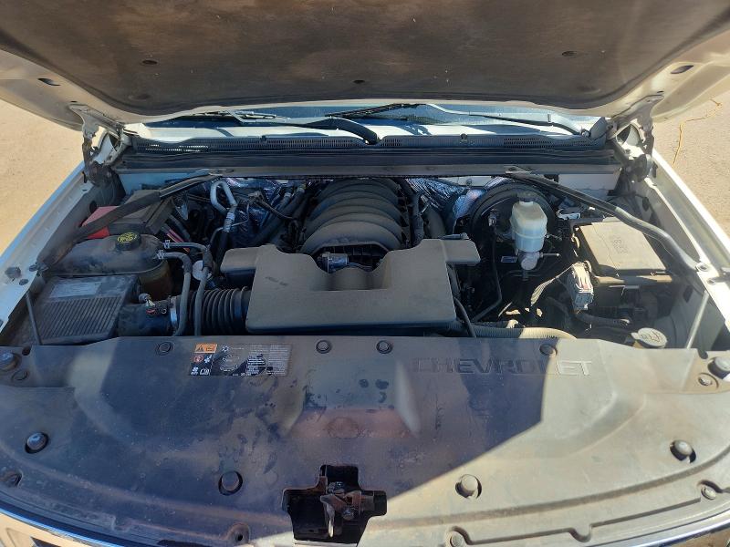 56655836 :رقم المزاد ، 1GNSCJKC2FR303807 vin ، 2015 Chevrolet Suburban مزاد بيع