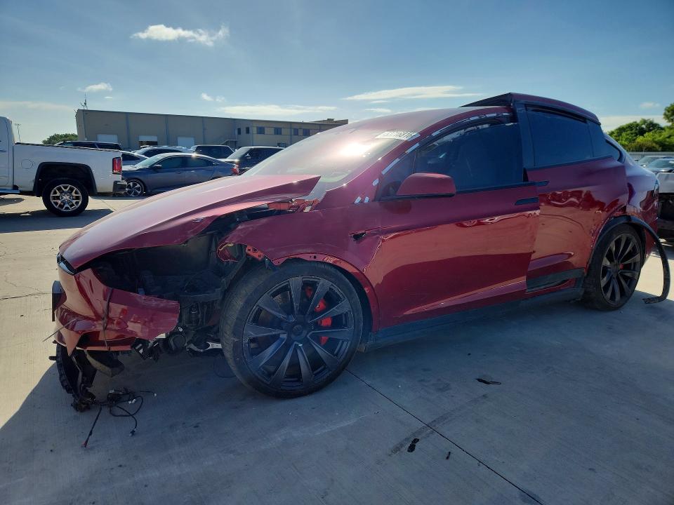 53216816 :رقم المزاد ، 7SAXCBE69RF437771 vin ، 2024 Tesla Model X مزاد بيع