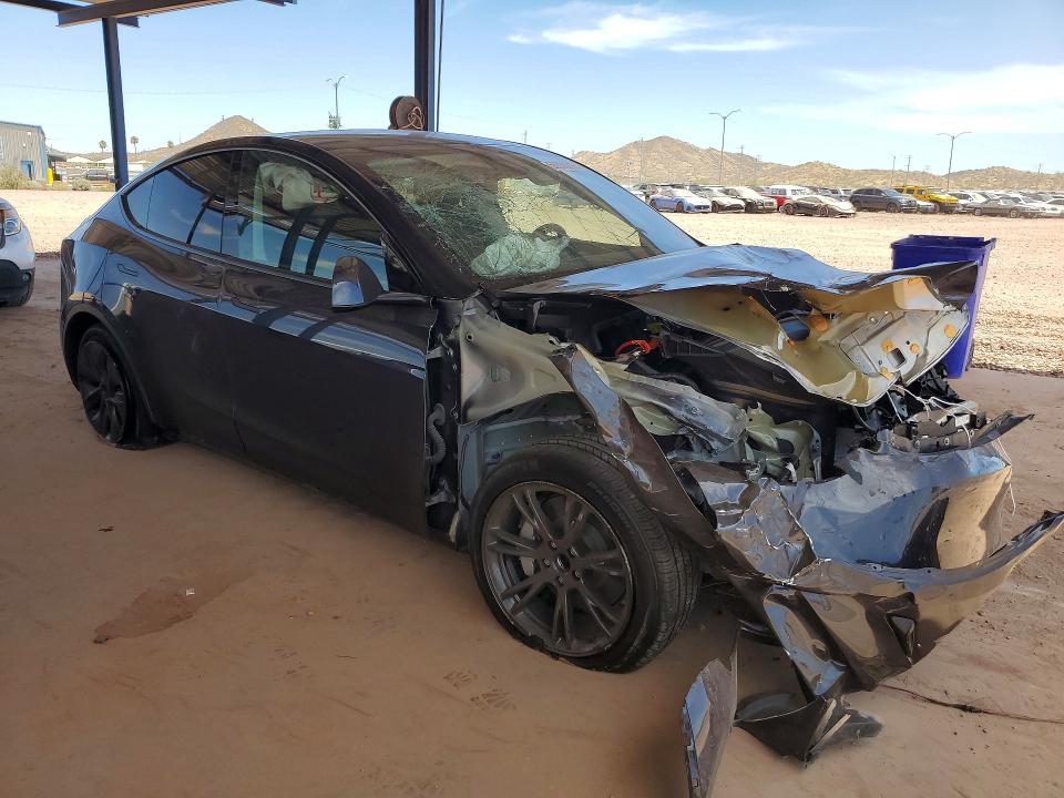 56836516 :رقم المزاد ، 7SAYGDED6SF315457 vin ، 2025 Tesla Model Y مزاد بيع
