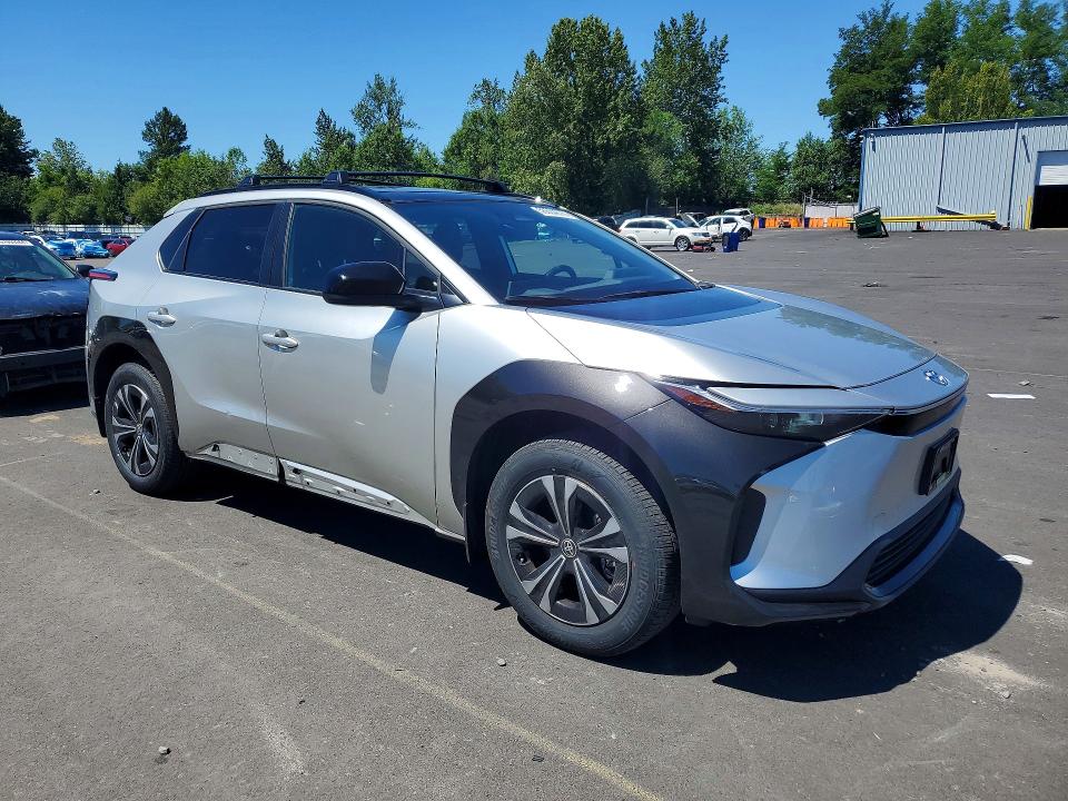 56564076 :رقم المزاد ، JTMABACA9SA093879 vin ، 2025 Toyota Bz4x مزاد بيع