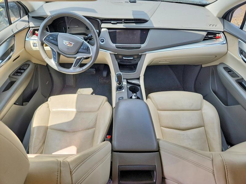 2018 Cadillac Xt5 მანქანა იყიდება აუქციონზე, vin: 1GYKNDRS2JZ213917, აუქციონის ნომერი: 55256266