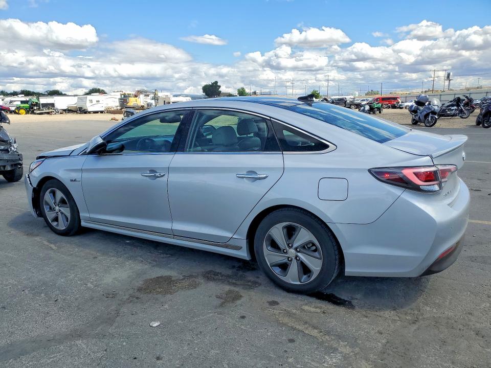 Продажа на аукционе авто 2016 Hyundai Sonata Hybrid, vin: KMHE34L10GA009130, номер лота: 55821596