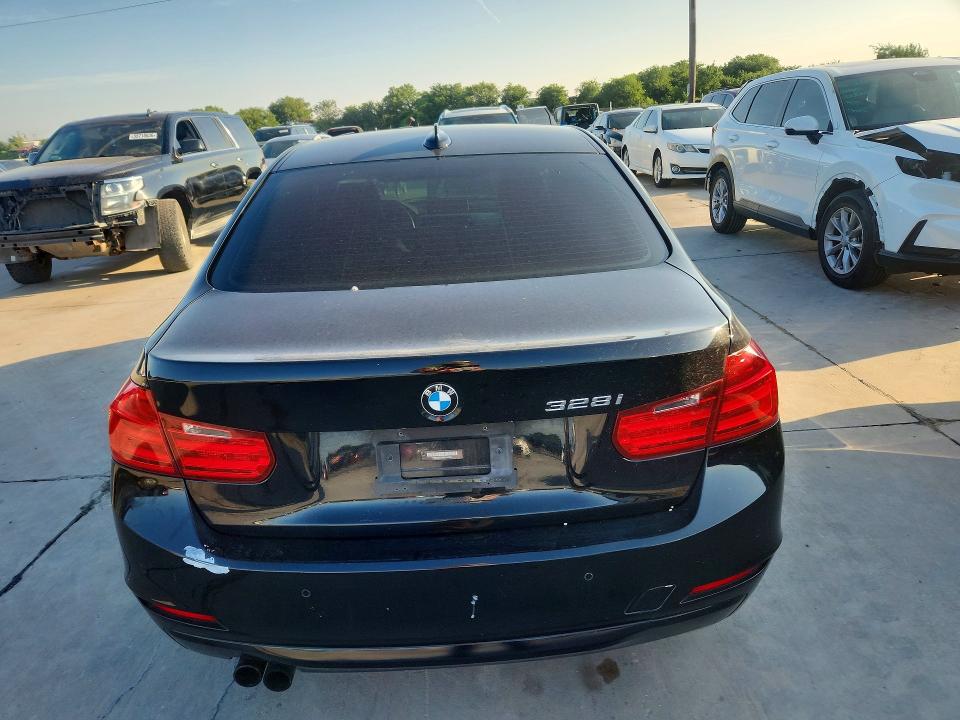 2013 Bmw 328 მანქანა იყიდება აუქციონზე, vin: WBA3B5C58DF597992, აუქციონის ნომერი: 56245216