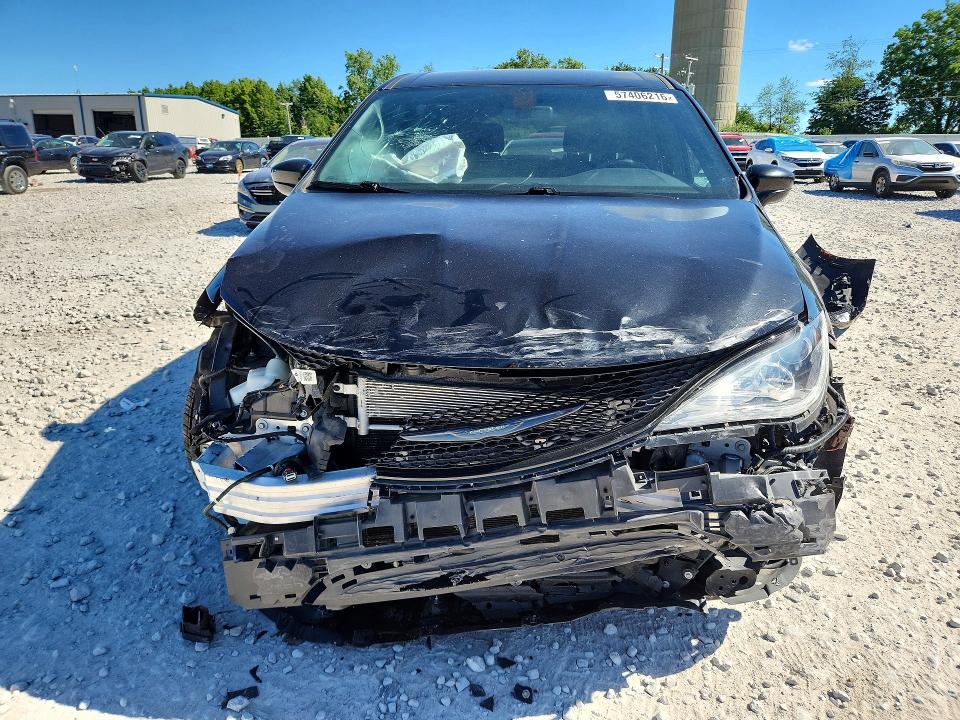 2020 Chrysler Pacifica მანქანა იყიდება აუქციონზე, vin: 2C4RC1FGXLR147364, აუქციონის ნომერი: 57406216