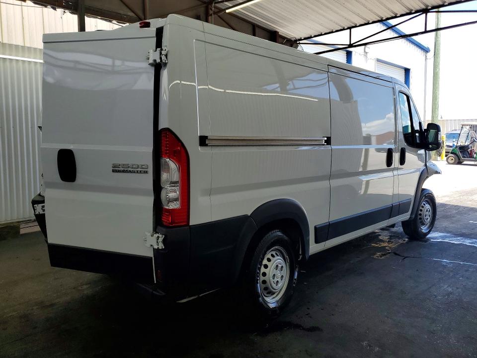 57180476 :رقم المزاد ، 3C6LRVVG7SE520381 vin ، 2025 Ram Promaster 2500 مزاد بيع