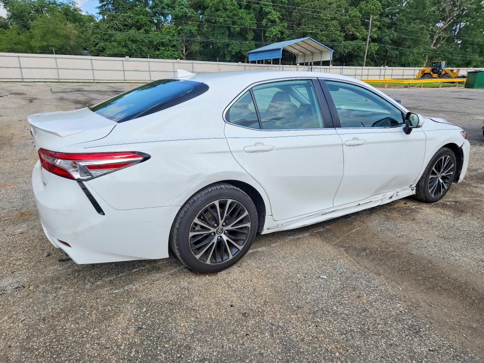 58723976 :رقم المزاد ، 4T1B11HK3KU271708 vin ، 2019 Toyota Camry مزاد بيع