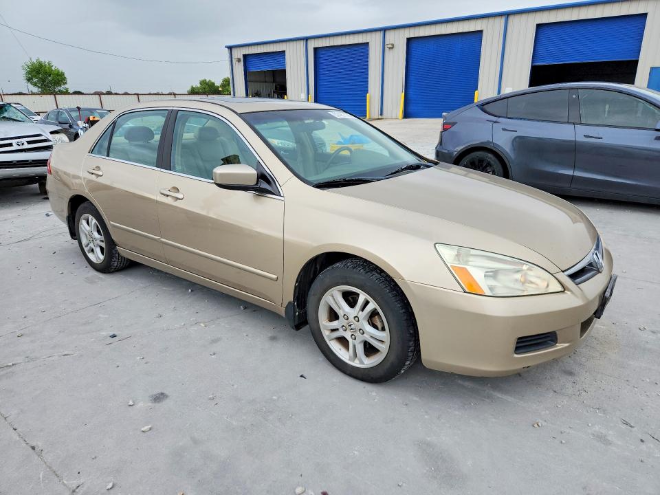 57487176 :رقم المزاد ، 1HGCM56826A021240 vin ، 2006 Honda Accord مزاد بيع