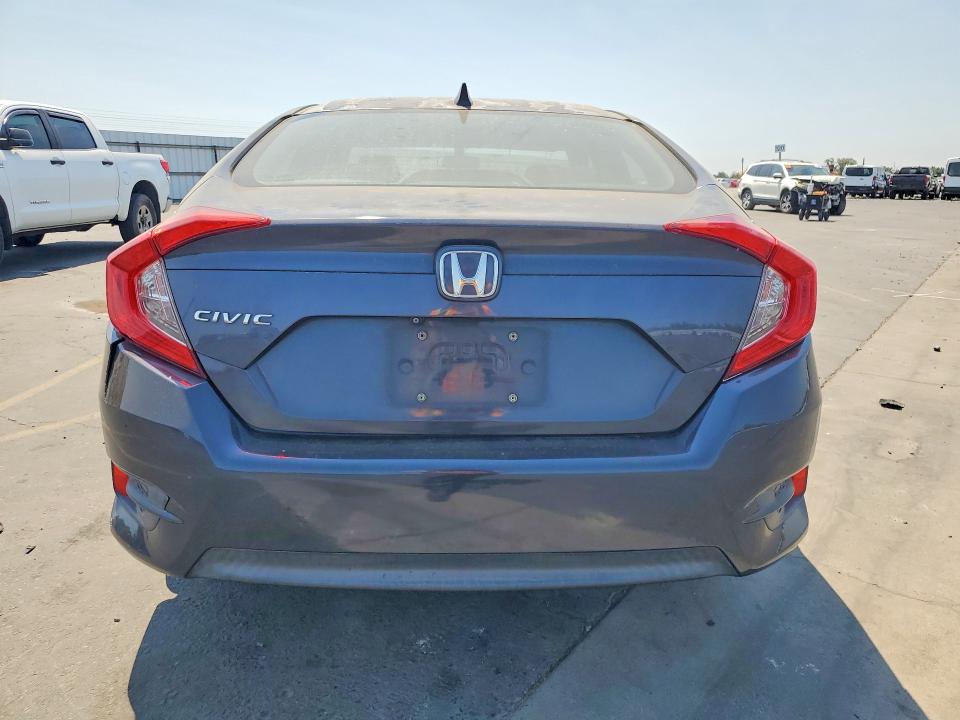 58076726 :رقم المزاد ، 2HGFC2F7XJH548698 vin ، 2018 Honda Civic مزاد بيع