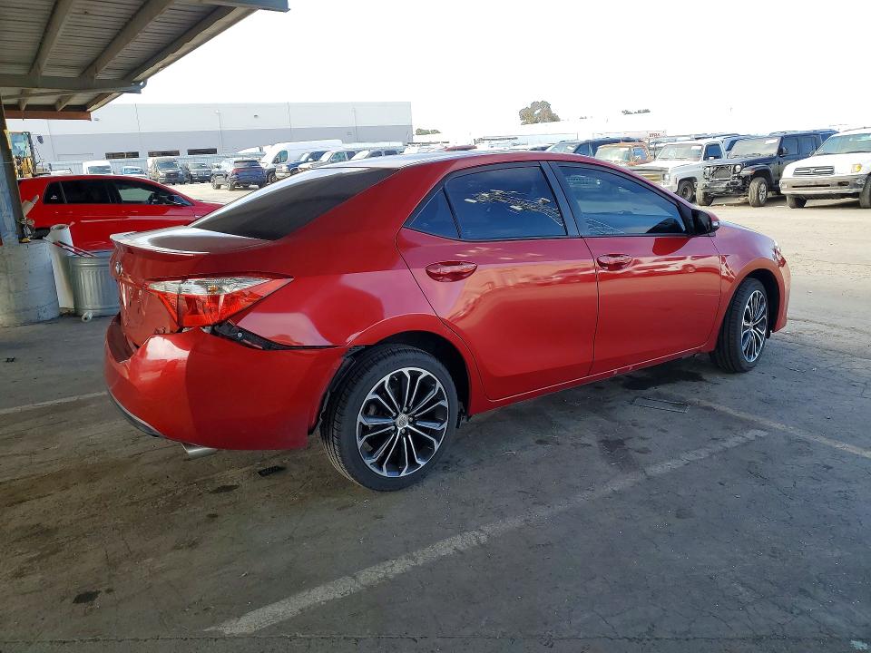 55924856 :رقم المزاد ، 5YFBURHE4EP085441 vin ، 2014 Toyota Corolla مزاد بيع