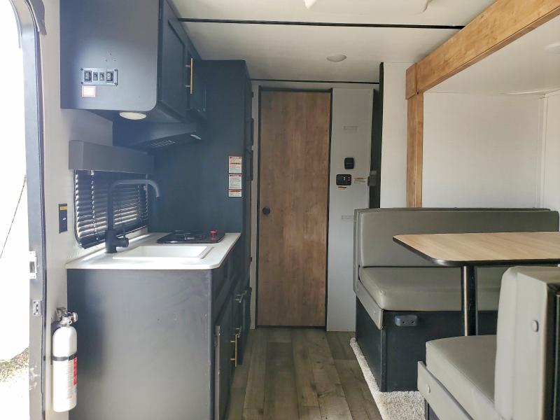 57067356 :رقم المزاد ، 4YDTSGG15NW109893 vin ، 2022 Keystone Rv Springdale Series مزاد بيع