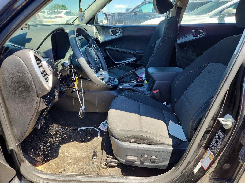 57997726 :رقم المزاد ، KNDJ23AU4M7145847 vin ، 2021 Kia Soul مزاد بيع