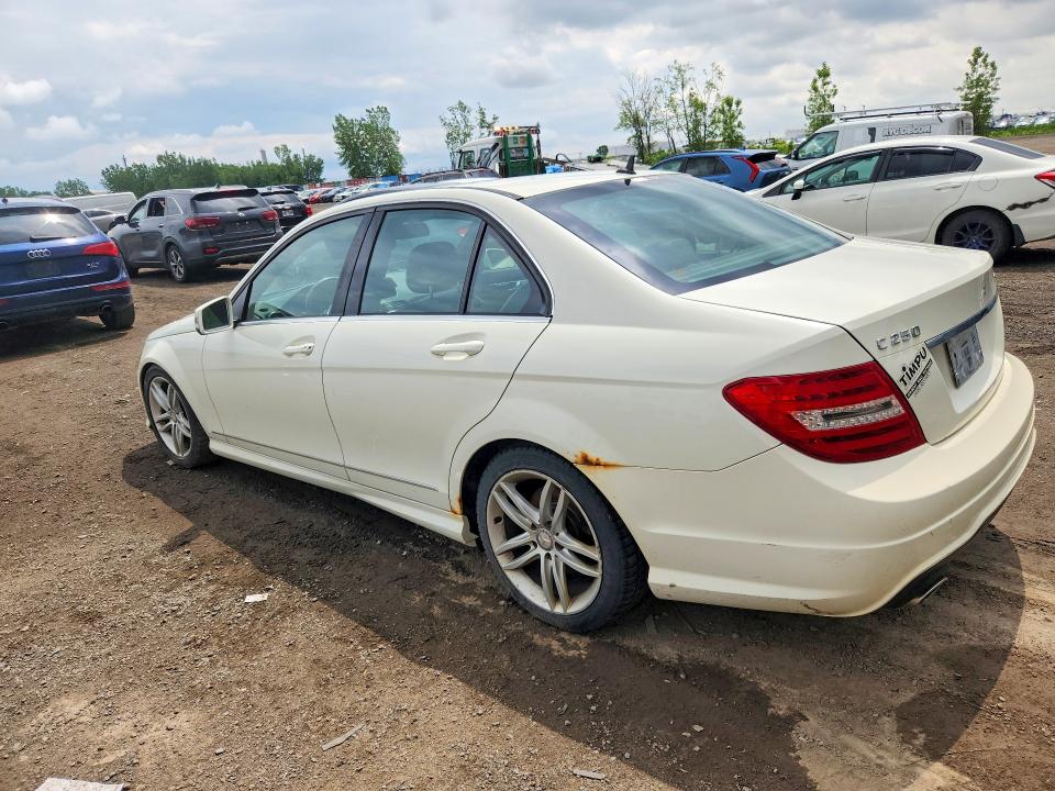Продажа на аукционе авто 2012 Mercedes-benz C, vin: WDDGF8FB1CA633826, номер лота: 58731166