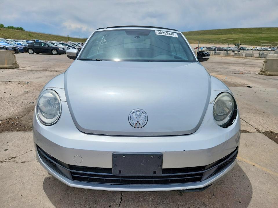 55952446 :رقم المزاد ، 3VW5X7AT0DM804155 vin ، 2013 Volkswagen Beetle مزاد بيع