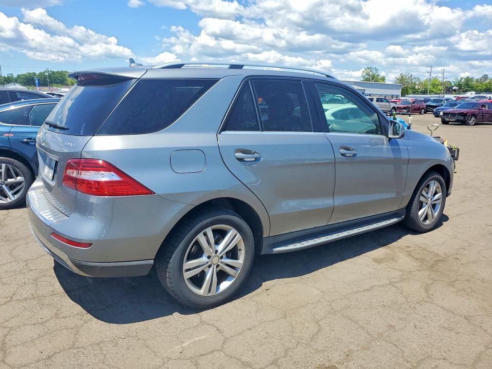 2013 Mercedes-benz Ml მანქანა იყიდება აუქციონზე, vin: 4JGDA5HB0DA209879, აუქციონის ნომერი: 55699296