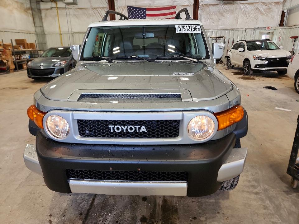 Aukcja sprzedaży 2012 Toyota Fj Cruiser, vin: JTEBU4BF7CK135566, numer aukcji: 57913796