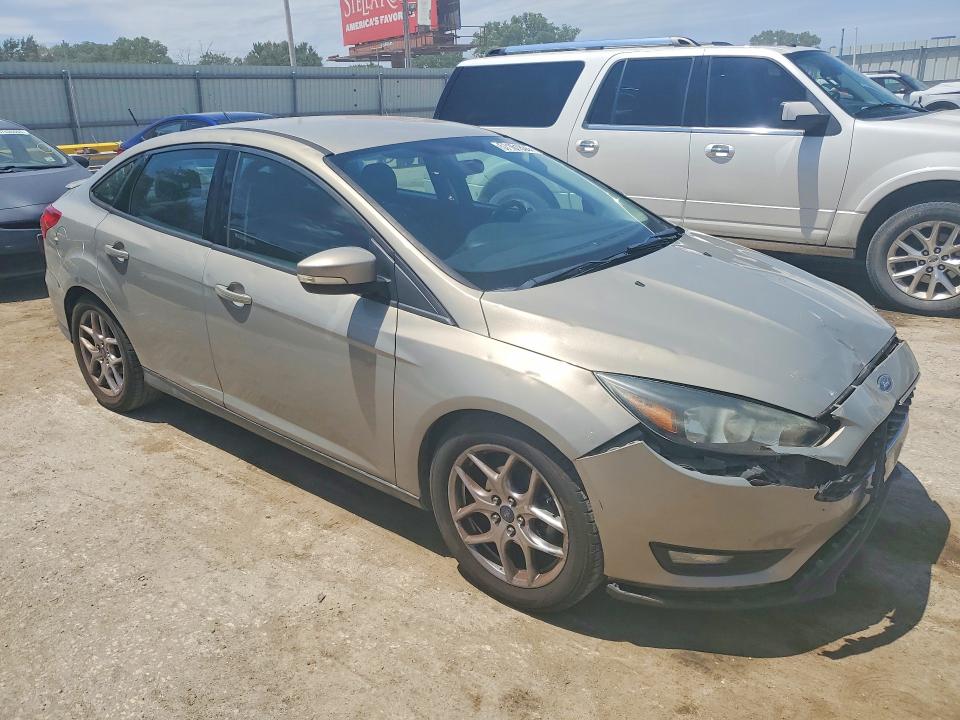 2015 Ford Focus მანქანა იყიდება აუქციონზე, vin: 1FADP3F24FL255545, აუქციონის ნომერი: 57161836
