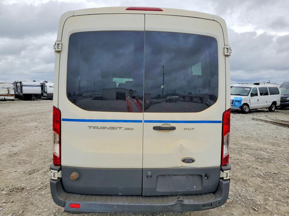 56419976 :رقم المزاد ، 1FBAX2CM5HKA76876 vin ، 2017 Ford Transit مزاد بيع