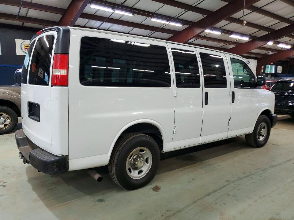 58097976 :رقم المزاد ، 1GAWGPFFXF1283481 vin ، 2015 Chevrolet Express G2500 مزاد بيع