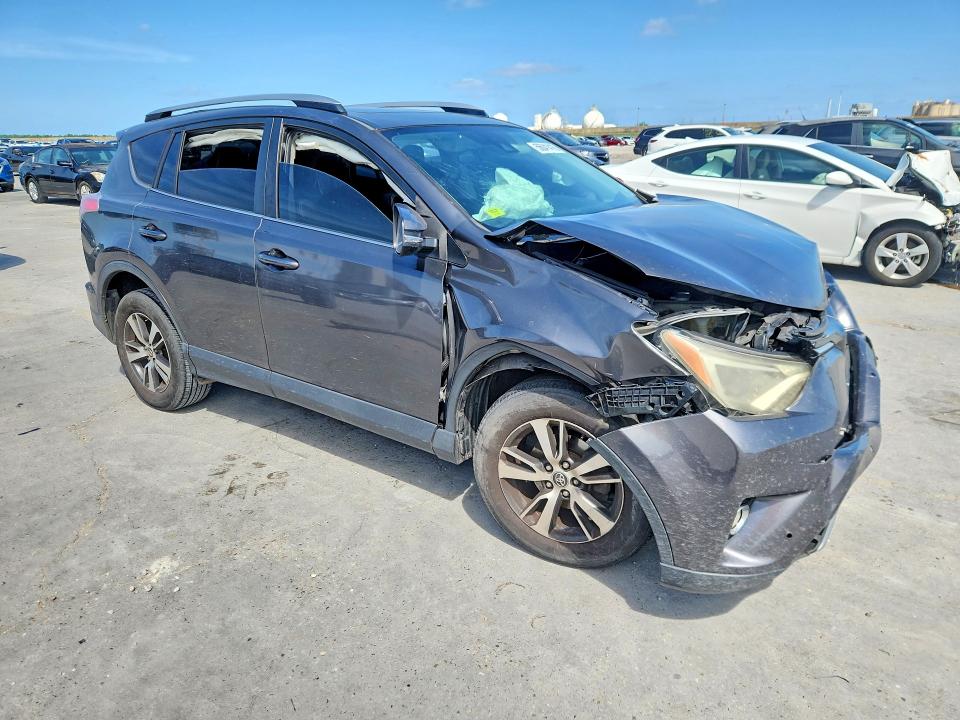 Продаж на аукціоні авто 2017 Toyota Rav4, vin: JTMWFREV9HJ105773, номер лоту: 56041416