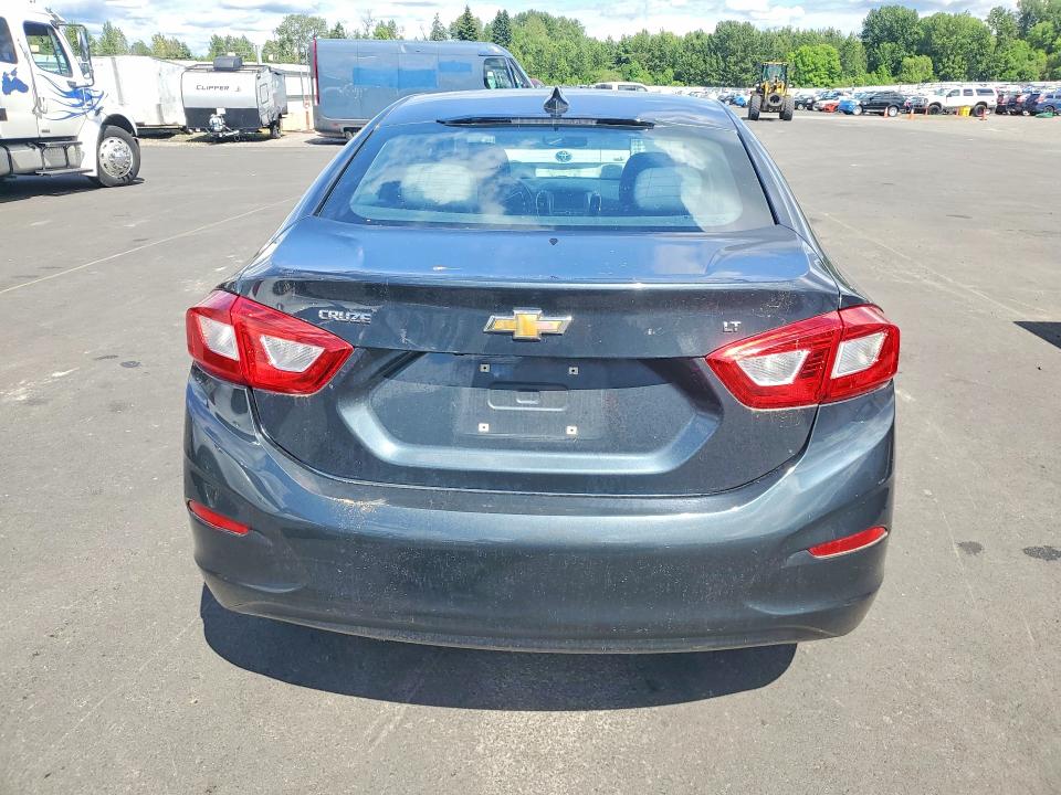 Продаж на аукціоні авто 2017 Chevrolet Cruze, vin: 1G1BE5SM7H7202465, номер лоту: 57214086
