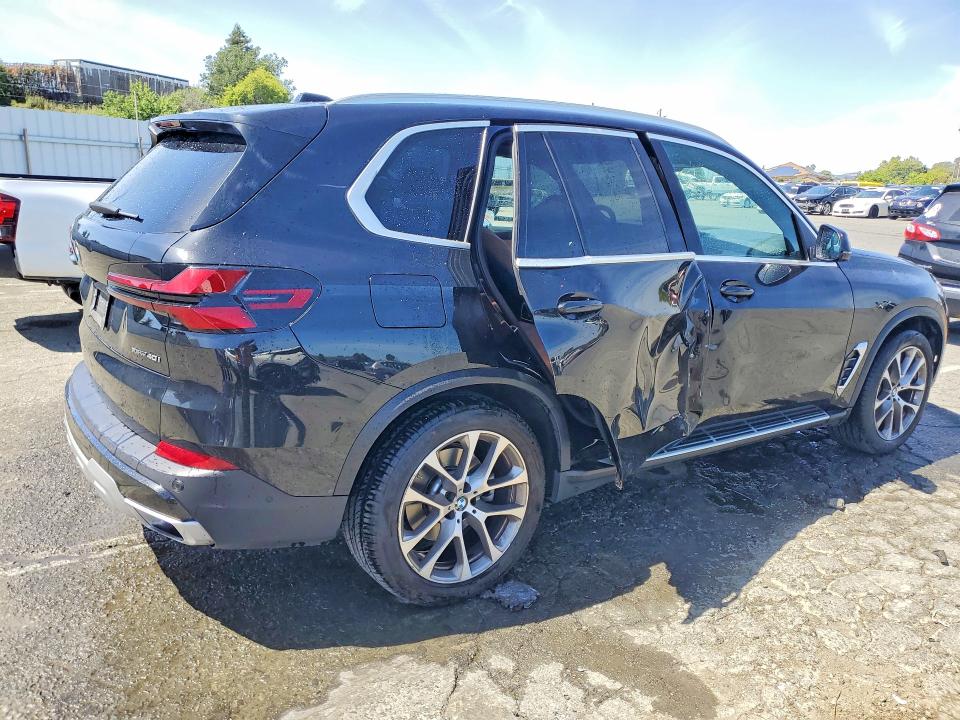 55197476 :رقم المزاد ، 5UX23EU03S9Z52432 vin ، 2025 Bmw X5 مزاد بيع