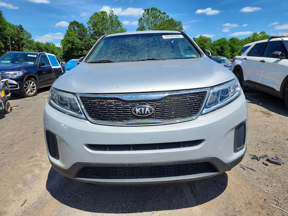 56346306 :رقم المزاد ، 5XYKT3A6XFG601732 vin ، 2015 Kia Sorento مزاد بيع