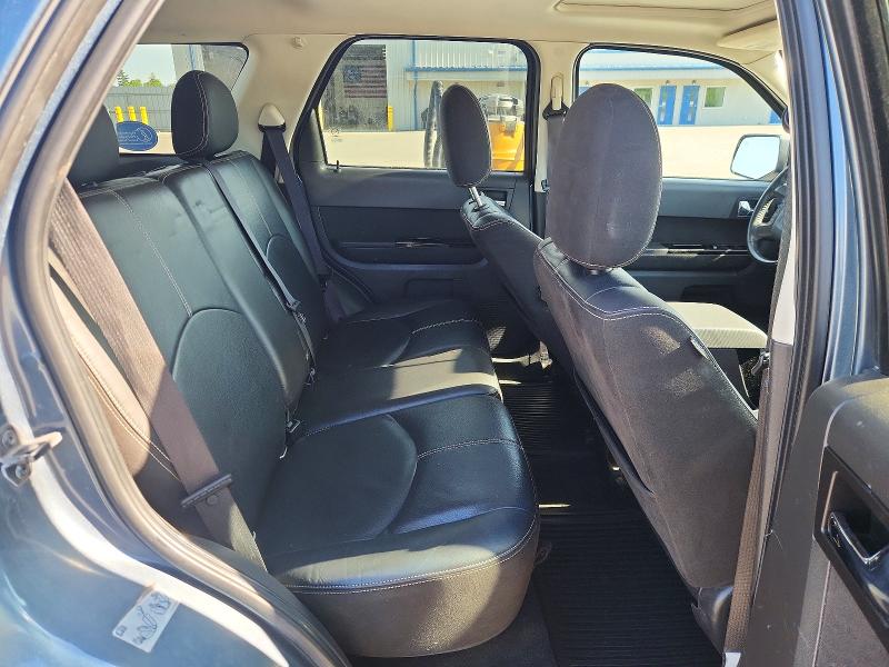 55563756 :رقم المزاد ، 4F2CY9GGXBKM03200 vin ، 2011 Mazda Tribute مزاد بيع