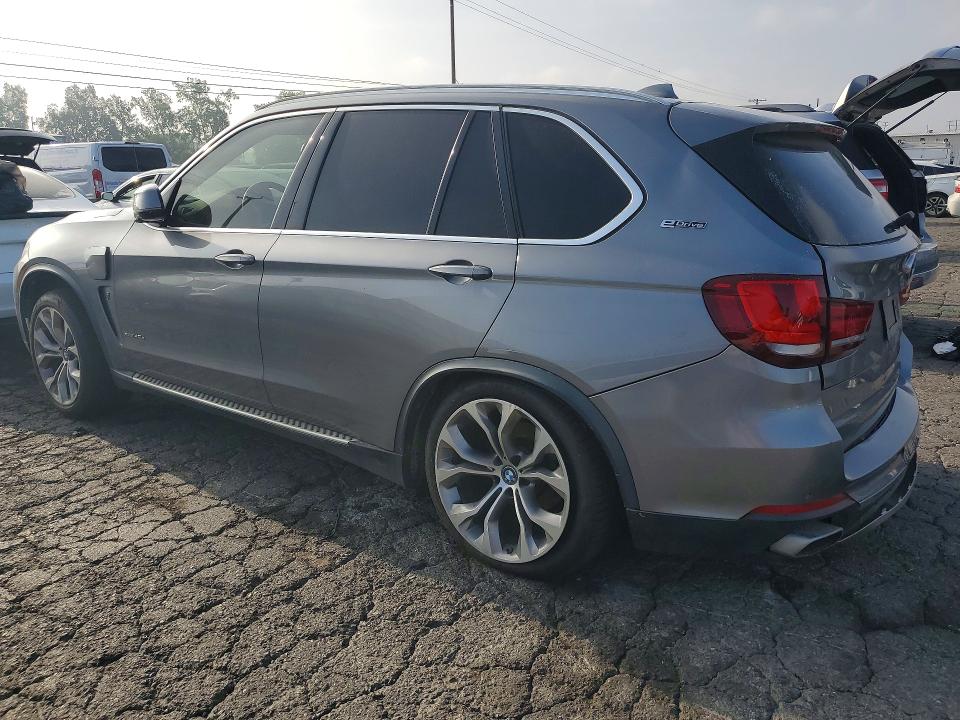 54883746 :رقم المزاد ، 5UXKT0C52J0W04088 vin ، 2018 Bmw X5 مزاد بيع