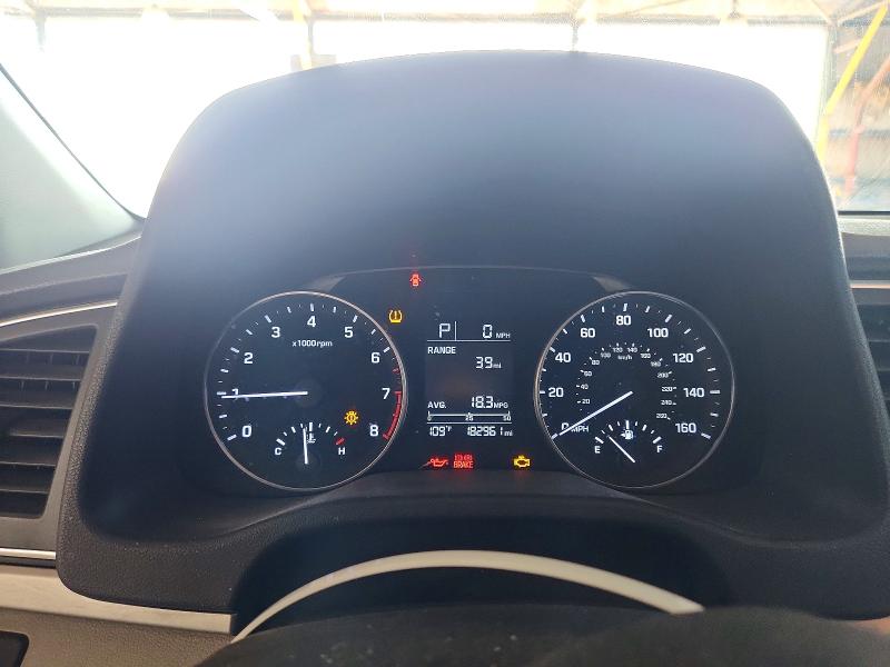 57730016 :رقم المزاد ، KMHD74LF2HU085959 vin ، 2017 Hyundai Elantra مزاد بيع
