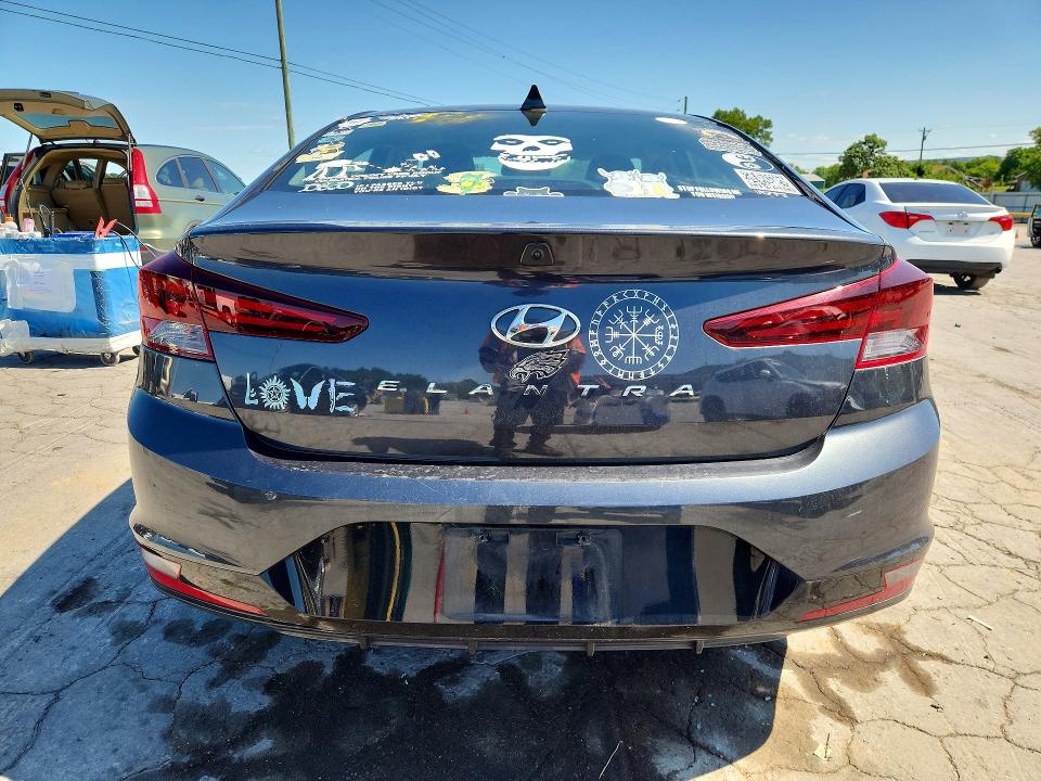 2020 Hyundai Elantra მანქანა იყიდება აუქციონზე, vin: 5NPD84LF4LH618124, აუქციონის ნომერი: 57366506