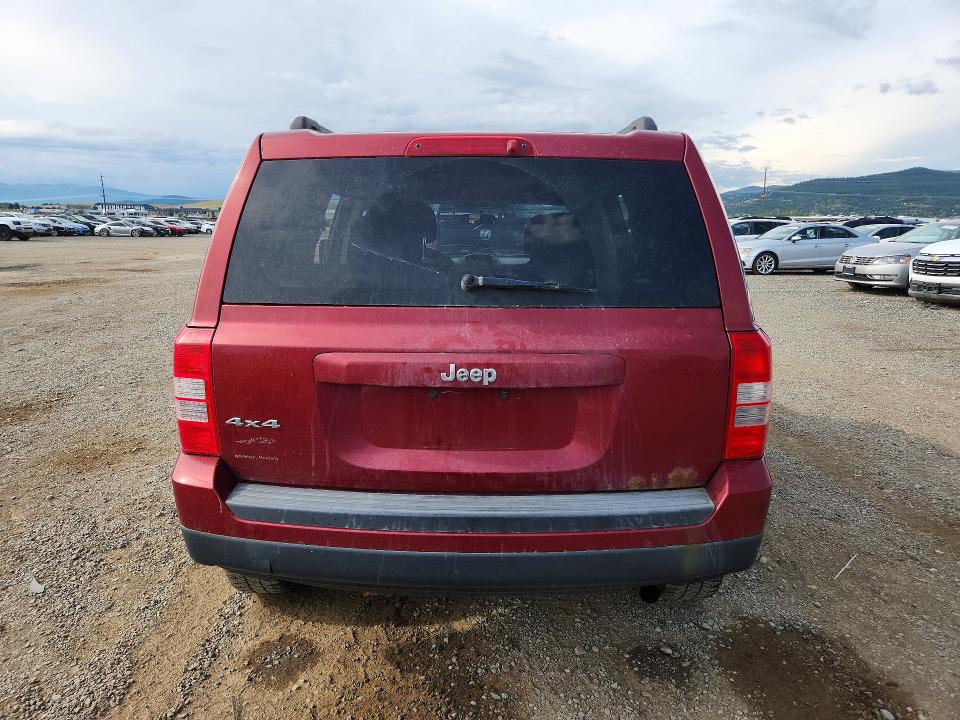 57687976 :رقم المزاد ، 1C4NJRBB1FD135673 vin ، 2015 Jeep Patriot مزاد بيع