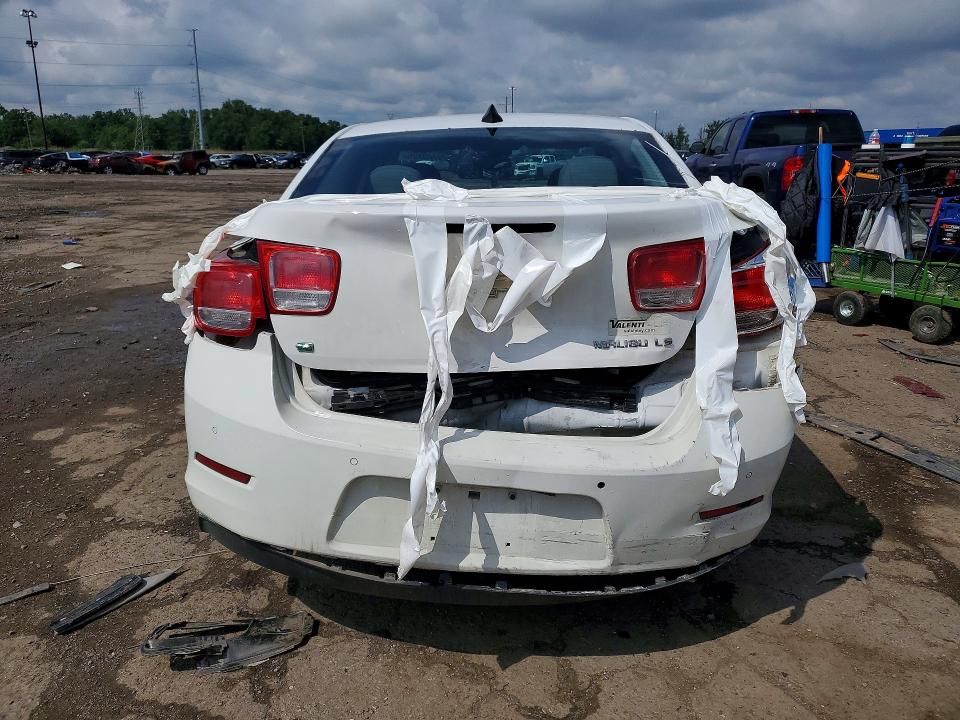 58602826 :رقم المزاد ، 1G11B5SL1FF138003 vin ، 2015 Chevrolet Malibu مزاد بيع