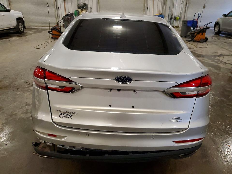 56876666 :رقم المزاد ، 3FA6P0T98KR254029 vin ، 2019 Ford Fusion مزاد بيع