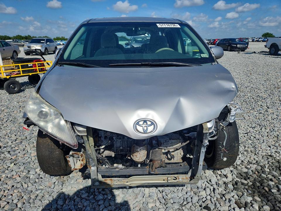 Aukcja sprzedaży 2015 Toyota Sienna, vin: 5TDXK3DC4FS598694, numer aukcji: 57716736