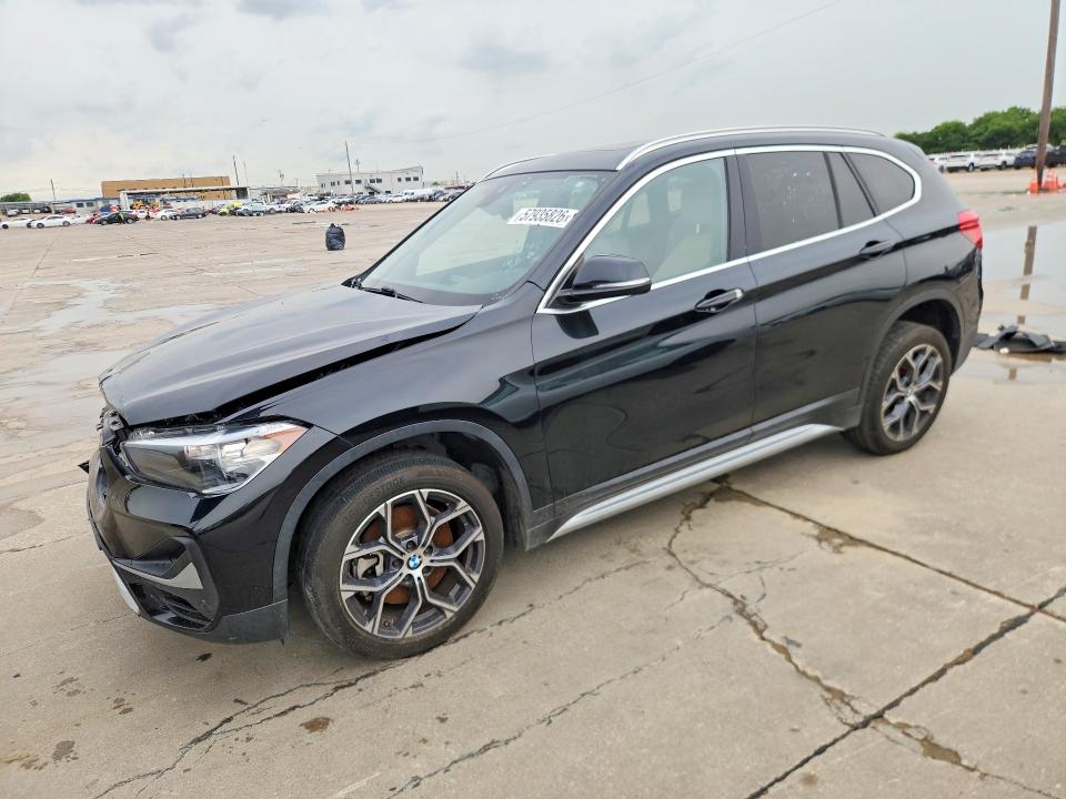 57935826 :رقم المزاد ، WBXJG7C00M5U01077 vin ، 2021 Bmw X1 مزاد بيع